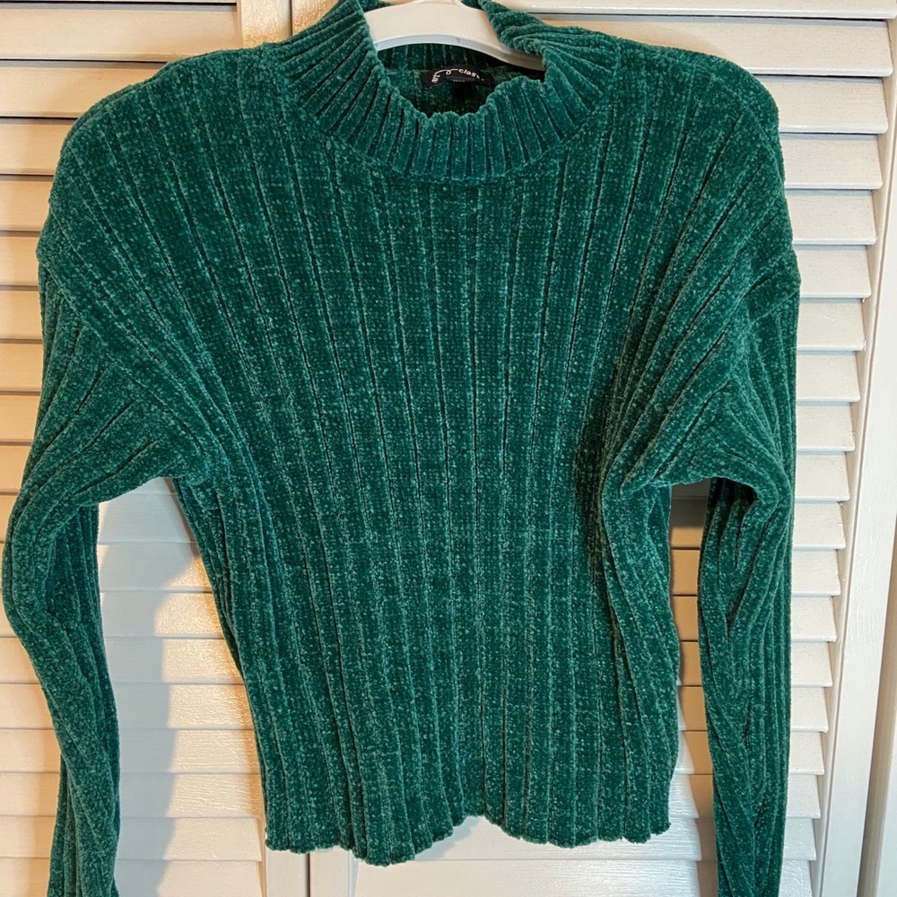 Girl’s chenille long sleeved sweater